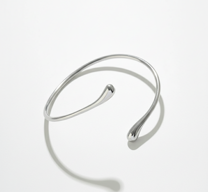 Sculpted Grace Arm Cuff