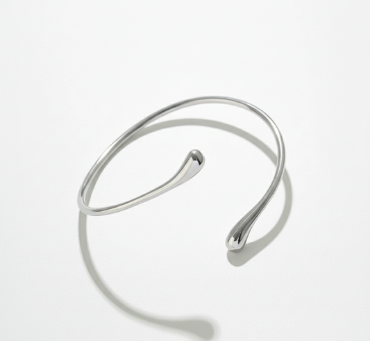 Sculpted Grace Arm Cuff