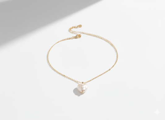 Lustrous Heart Necklace